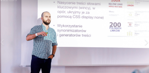 InternetBeta Conference X Szymon Slowik